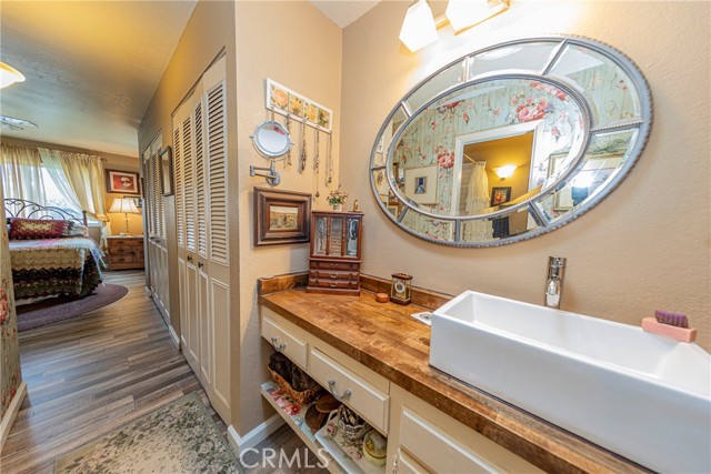 Detail Gallery Image 45 of 57 For 43071 Country Club Dr, Oakhurst,  CA 93644 - 4 Beds | 2/1 Baths