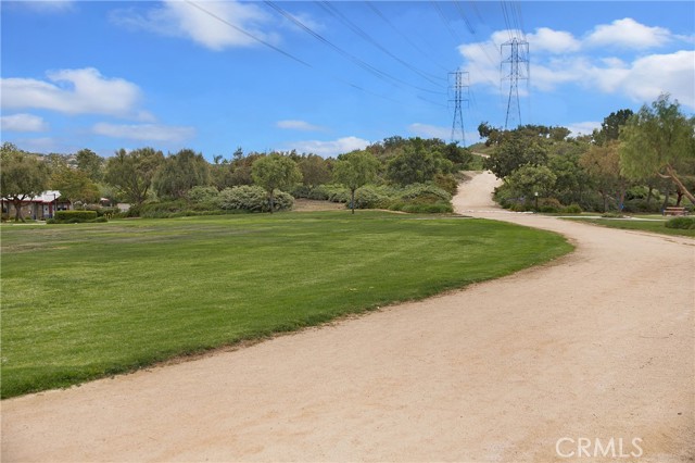 15 Beacon, Ladera Ranch CA: https://media.crmls.org/medias/881af2a6-b327-420f-a19e-422b7e6b7aa0.jpg