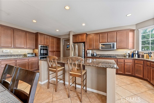 Detail Gallery Image 14 of 48 For 14391 Settlers Ridge Ct, Corona,  CA 92880 - 5 Beds | 4 Baths