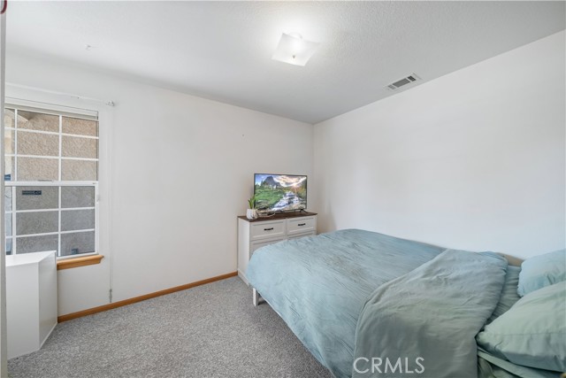 12994 High Vista st, Victorville CA: https://media.crmls.org/medias/881bd866-21d9-450f-8f14-938c8f222867.jpg