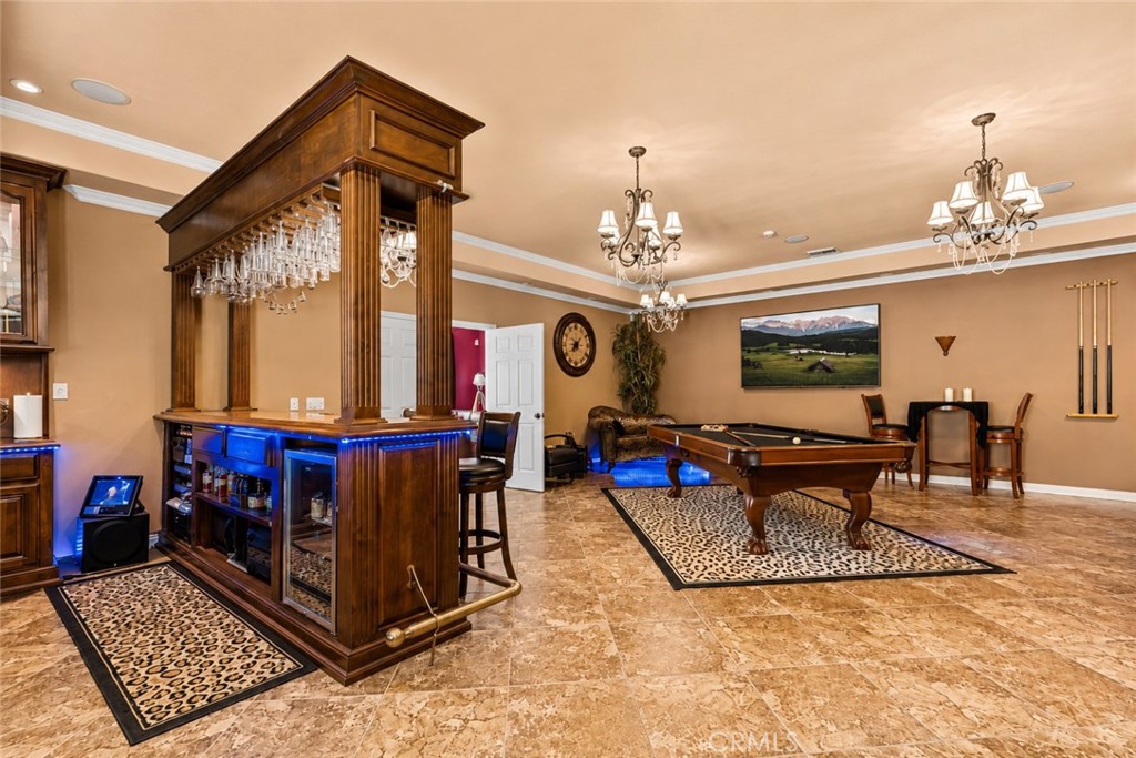 https://media.crmls.org/medias/881be95b-93e4-4ca7-8593-cad5cc82e16d.jpg?preset=X-Large