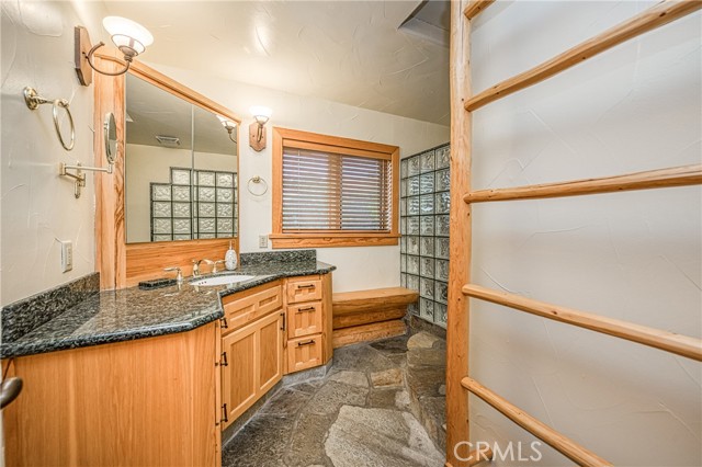 Detail Gallery Image 28 of 68 For 12755 Rusty Spur Ln, Clovis,  CA 93619 - 5 Beds | 4/1 Baths