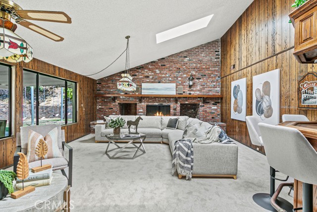 Detail Gallery Image 20 of 53 For 19111 Ridgeview Rd, Villa Park,  CA 92861 - 6 Beds | 4 Baths