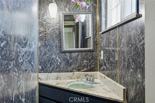 Detail Gallery Image 15 of 39 For 12762 Shoreview Dr, Clearlake Oaks,  CA 95423 - 2 Beds | 2 Baths