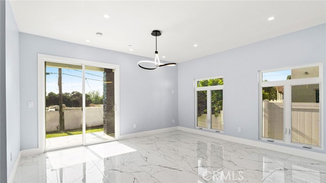 Detail Gallery Image 12 of 48 For 420 S Hill St, Orange,  CA 92869 - 4 Beds | 3/1 Baths