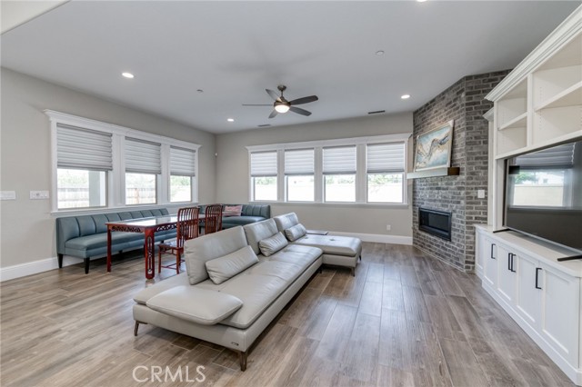 Detail Gallery Image 14 of 56 For 2687 Trenton, Clovis,  CA 93619 - 4 Beds | 3/1 Baths