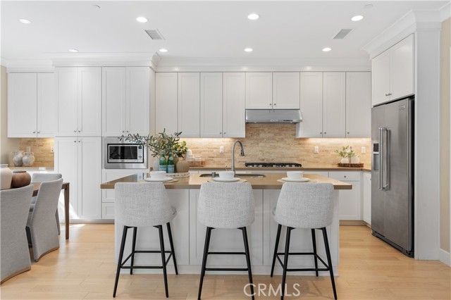 Detail Gallery Image 9 of 41 For 257 Rodeo, Irvine,  CA 92602 - 3 Beds | 2/1 Baths