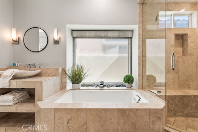55675 Turnberry Way, La Quinta CA: https://media.crmls.org/medias/881f65c1-54fe-4ef5-b090-e995beeb0222.jpg