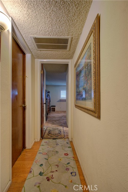 5900 Washington Road, Hughson CA: https://media.crmls.org/medias/881f93f3-282b-4e57-9b88-a0c39e159178.jpg
