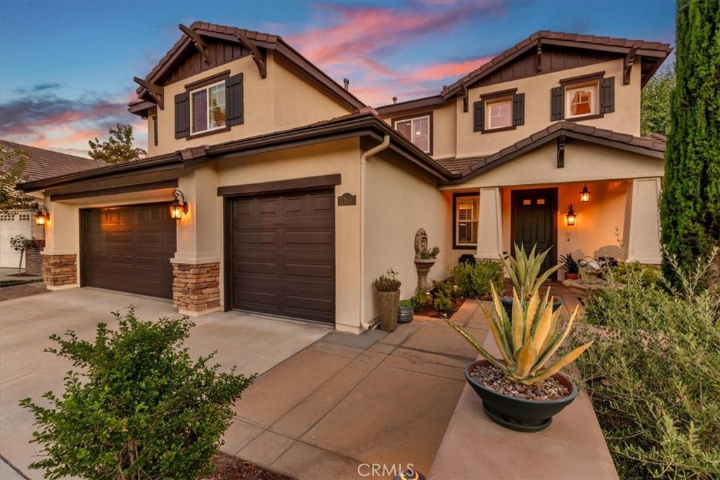 30807 Hillcrest Drive