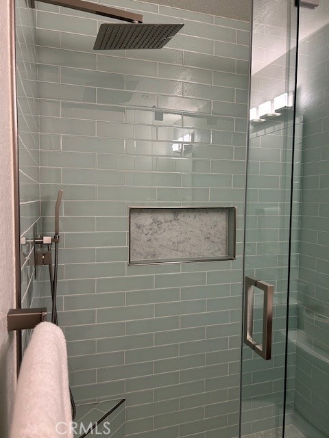 14241 Elizabeth Court, Fontana CA: https://media.crmls.org/medias/882035b1-c923-49f8-b36c-f94368a60e46.jpg