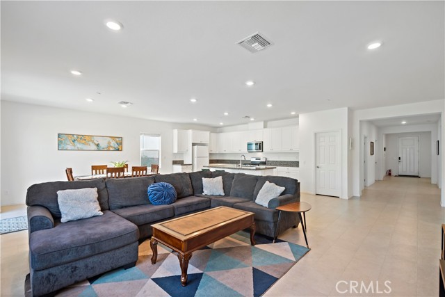 Detail Gallery Image 21 of 66 For 8044 Country Mile Ln, Riverside,  CA 92507 - 5 Beds | 3/1 Baths