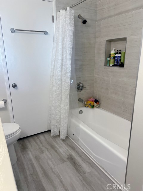 Detail Gallery Image 7 of 16 For 11529 De Celis Place, Granada Hills,  CA 91344 - 5 Beds | 3 Baths
