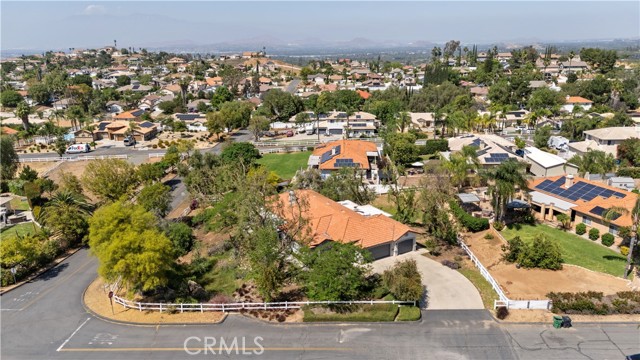 Image 36 of 40 For 14282 Rock Place