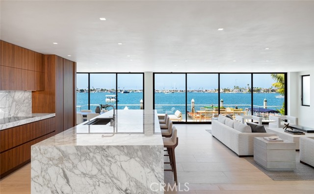 38 Linda Isle Newport Beach, California 38 Linda Isle