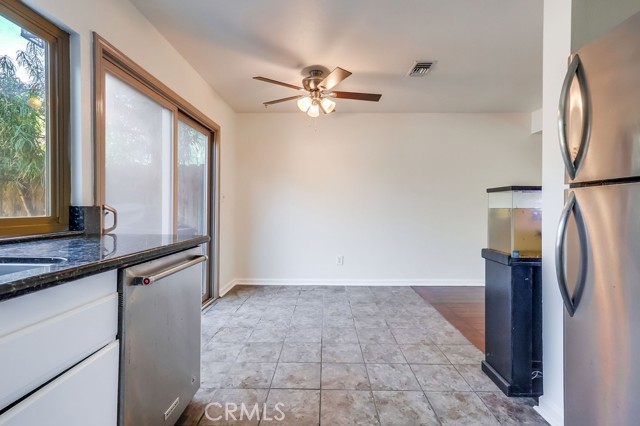 3888 Chelsea Drive, La Verne CA: https://media.crmls.org/medias/88233f63-f564-4706-907a-6bc8762732bc.jpg