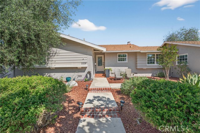 Detail Gallery Image 5 of 59 For 2225 E Grove Ave, Orange,  CA 92867 - 4 Beds | 3 Baths