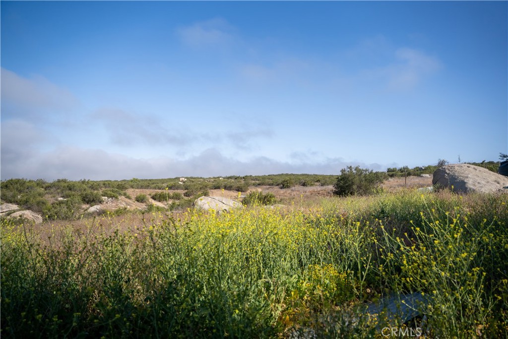 https://media.crmls.org/medias/882407b3-2e91-4f49-b4f4-3ab15ec57d71.jpg?preset=X-Large