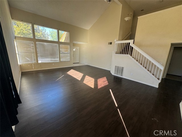 Detail Gallery Image 10 of 40 For 10572 Pepper Ridge Ln, Moreno Valley,  CA 92557 - 4 Beds | 2/1 Baths