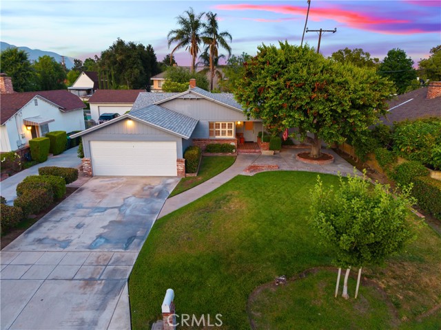 1234 S 5th Avenue, Arcadia CA: https://media.crmls.org/medias/8825376a-37bb-4d37-8b18-0ddc0239fd38.jpg