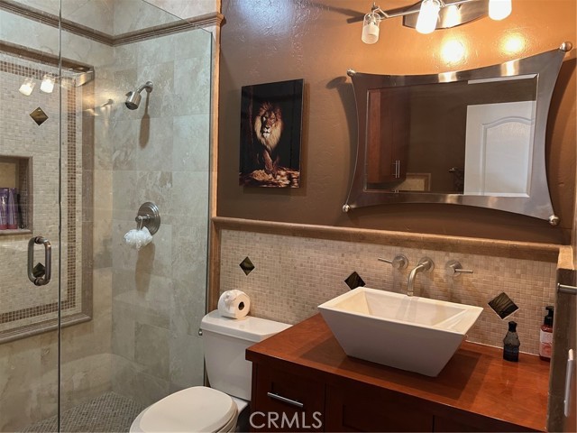28856 Yosemite Place, Canyon Lake CA: https://media.crmls.org/medias/8825c471-2950-4feb-8720-421af7a6b795.jpg