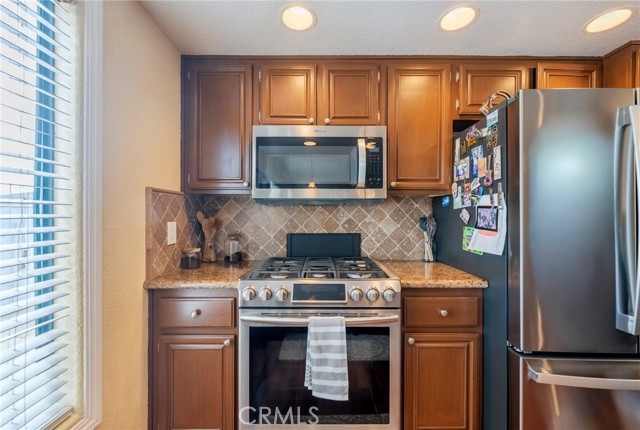 Detail Gallery Image 8 of 37 For 1043 W 12th, San Pedro,  CA 90731 - 3 Beds | 2/1 Baths