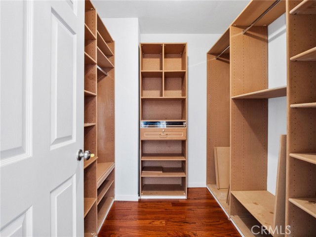 Image 36 of 75 For 24512 Skyridge Drive