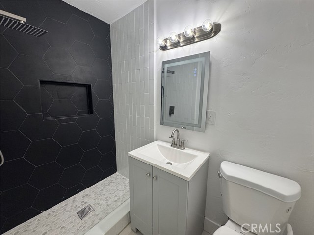 Detail Gallery Image 17 of 18 For 629 Trigo Ln, Paso Robles,  CA 93446 - 3 Beds | 2 Baths