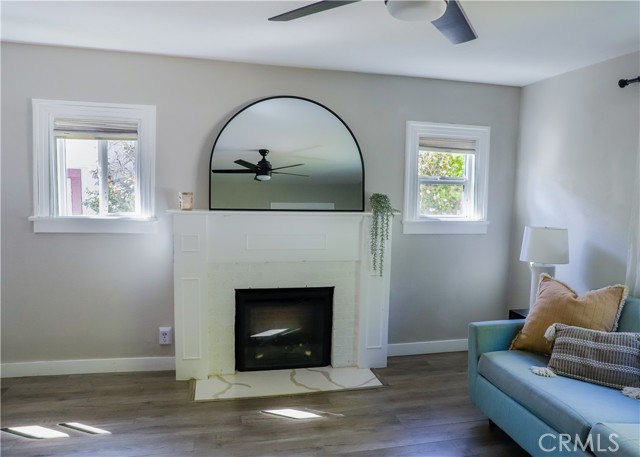 Detail Gallery Image 3 of 39 For 1130 Wesley, Pasadena,  CA 91104 - 3 Beds | 3 Baths