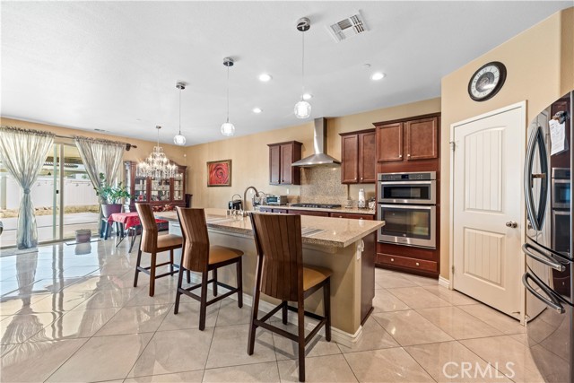 1019 Vallejo Street, Perris CA: https://media.crmls.org/medias/88279719-87d4-4c88-920c-913412510965.jpg