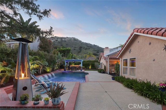 24632 Stagg Street, West Hills CA: https://media.crmls.org/medias/8827b59c-9b9b-4800-b6c8-fe699e1f3000.jpg