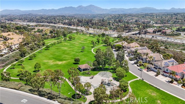 Detail Gallery Image 30 of 34 For 25792 Maple View Dr, Laguna Hills,  CA 92653 - 5 Beds | 3/1 Baths