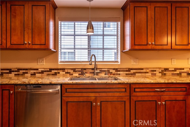 Kitchen sink area