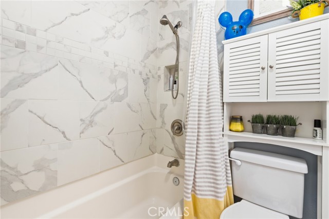 16962 Westwood Lane, Huntington Beach CA: https://media.crmls.org/medias/88280fcb-176d-4858-8c9b-8b3ea604b990.jpg