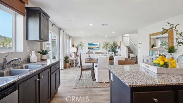 Detail Gallery Image 11 of 22 For 31107 London Plane Dr, Winchester,  CA 92596 - 4 Beds | 3 Baths