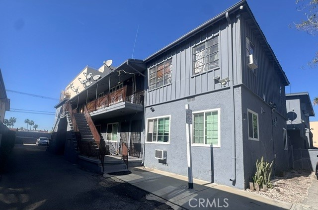 Detail Gallery Image 3 of 3 For 127 S Oxford, Los Angeles,  CA 90004 - – Beds | – Baths