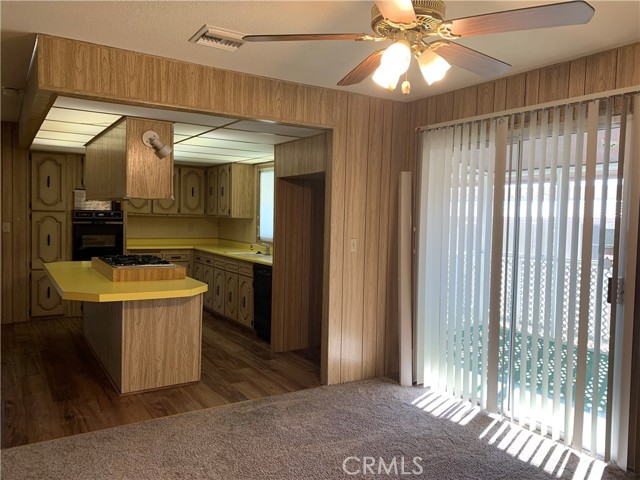 Detail Gallery Image 10 of 28 For 7501 Palm Ave #165,  Yucca Valley,  CA 92284 - 2 Beds | 2 Baths