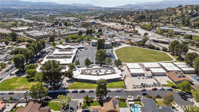 Detail Gallery Image 40 of 42 For 22337 Los Tigres Dr, Saugus,  CA 91350 - 3 Beds | 1/1 Baths