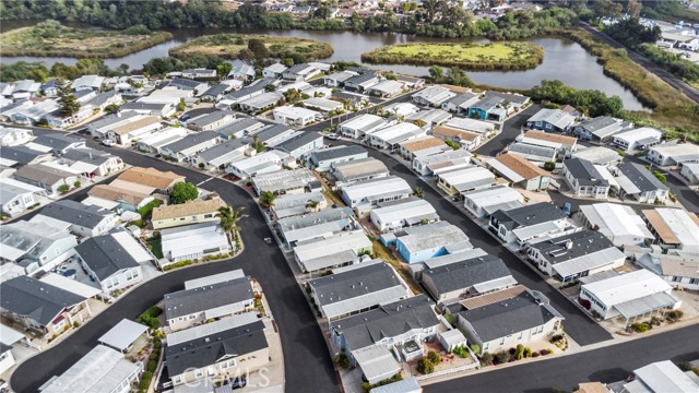 201 Five Cities Dr., Pismo Beach CA: https://media.crmls.org/medias/882b33ac-17cf-42ad-87d2-a3eee8737317.jpg