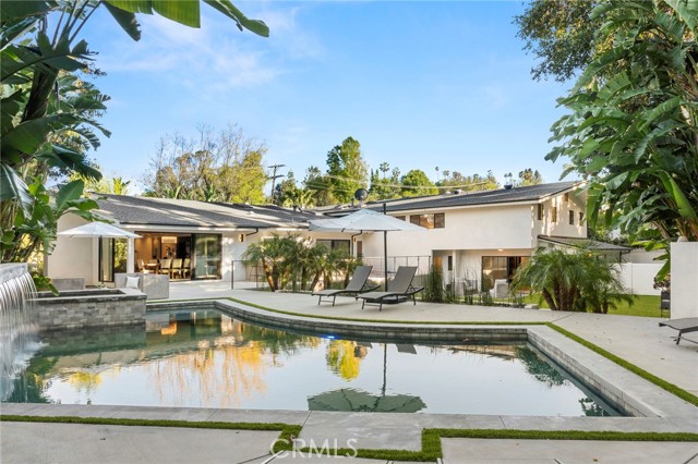 5265 Del Moreno Drive, Woodland Hills CA: https://media.crmls.org/medias/882c3658-17ee-4f84-b866-94bd6768efac.jpg