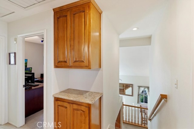 Detail Gallery Image 29 of 55 For 933 High View Dr, Riverside,  CA 92506 - 4 Beds | 2/1 Baths