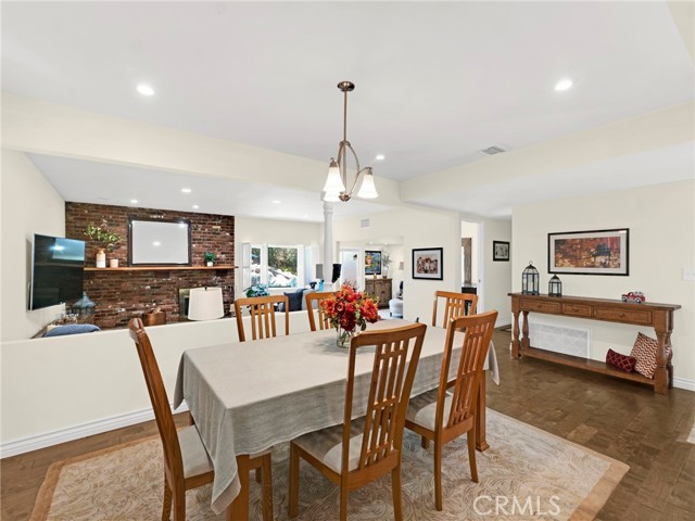 11122 Yolanda Avenue, Porter Ranch CA: https://media.crmls.org/medias/882d41f6-93e1-45ed-91da-32906e626865.jpg