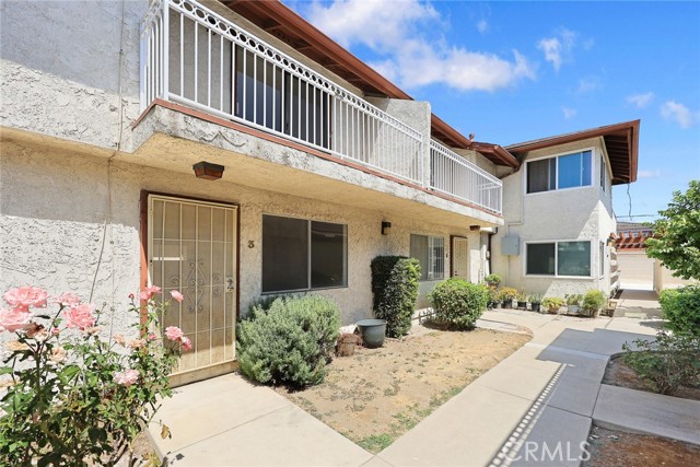 Detail Gallery Image 4 of 30 For 314 S Ynez Ave #3,  Monterey Park,  CA 91754 - 2 Beds | 1/1 Baths