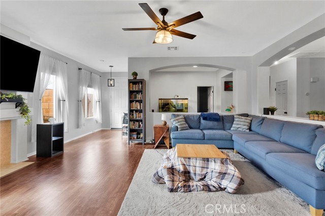 Detail Gallery Image 23 of 37 For 9301 Creosote, Oak Hills,  CA 92344 - 3 Beds | 2 Baths