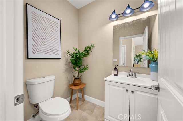 566 N Marvin, San Bernardino CA: https://media.crmls.org/medias/88303a47-a413-4624-9ed3-18a783d5499d.jpg