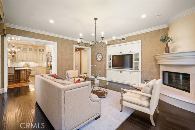 Image 11 of 50 For 755 Carriage House Drive