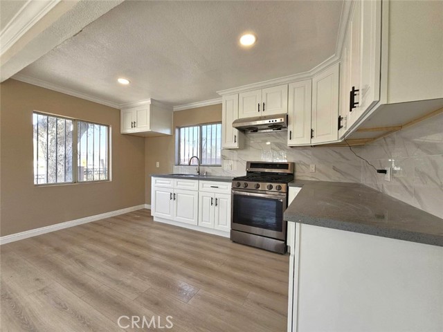 Detail Gallery Image 11 of 23 For 434 S California St, San Gabriel,  CA 91776 - 3 Beds | 2 Baths