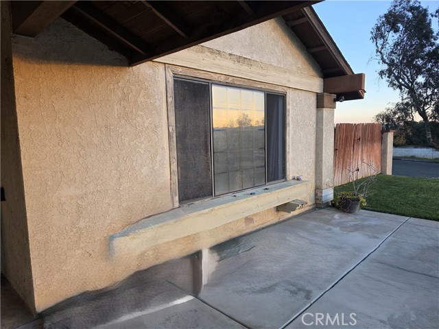 Detail Gallery Image 5 of 38 For 6026 Winncliff Drive, Jurupa Valley,  CA 92509 - 3 Beds | 2 Baths