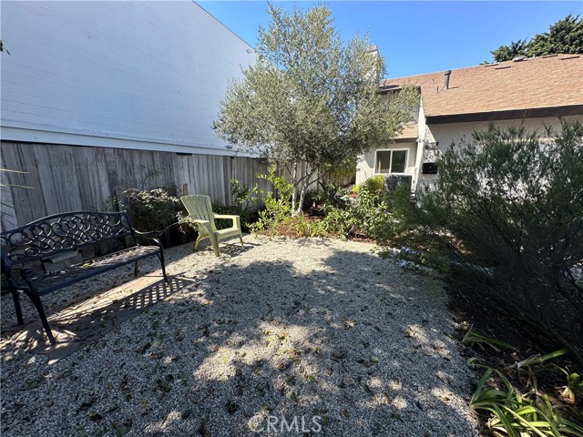 Detail Gallery Image 40 of 43 For 901 24th St, Hermosa Beach,  CA 90254 - 4 Beds | 3 Baths