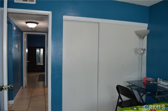 Detail Gallery Image 7 of 21 For 8801 Willis Ave #44,  Panorama City,  CA 91402 - 2 Beds | 1 Baths